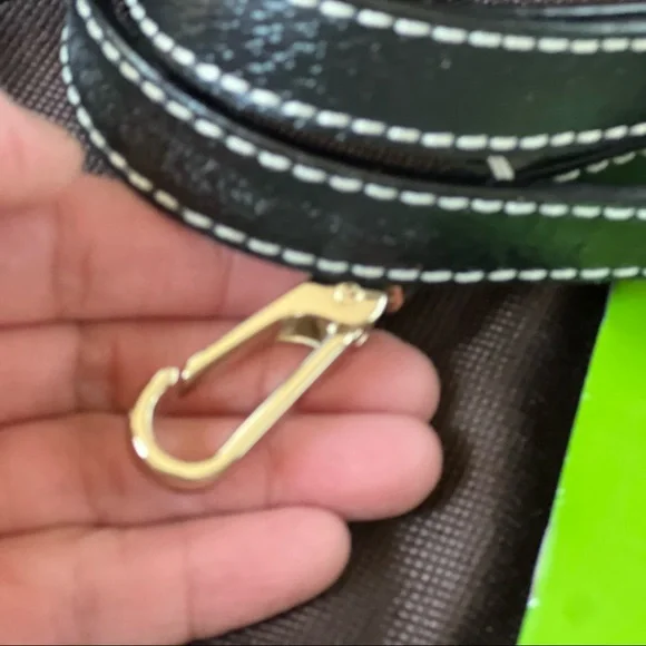 Kate Spade ♠️ Brand New Beautiful handbag or use it as crossbody. - Picture 9 of 10